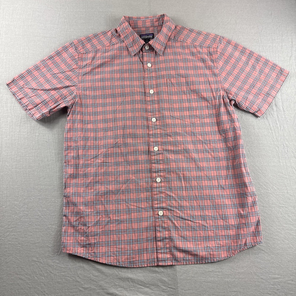 Patagonia Fezzman Shirt Mens S Plaid Short Sleeve Button Up Organic Cotton Pink